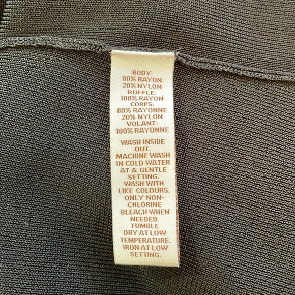 Scripted Sweater - Picture 4 of 4